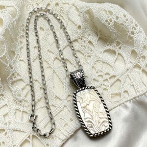 Carolyn Pollack Relios 925 Sterling Silver Mother of Pearl Pendant Necklace 20”